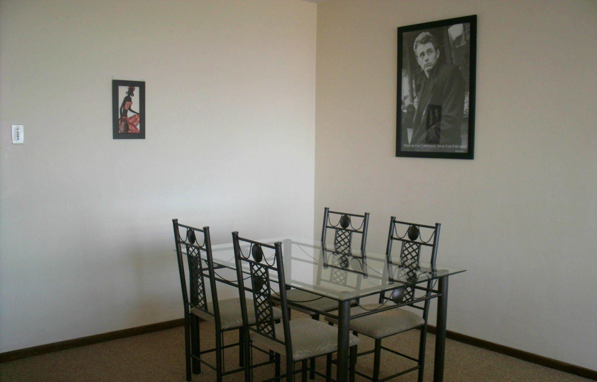 203 Mouille Grange Apartment Cape Town